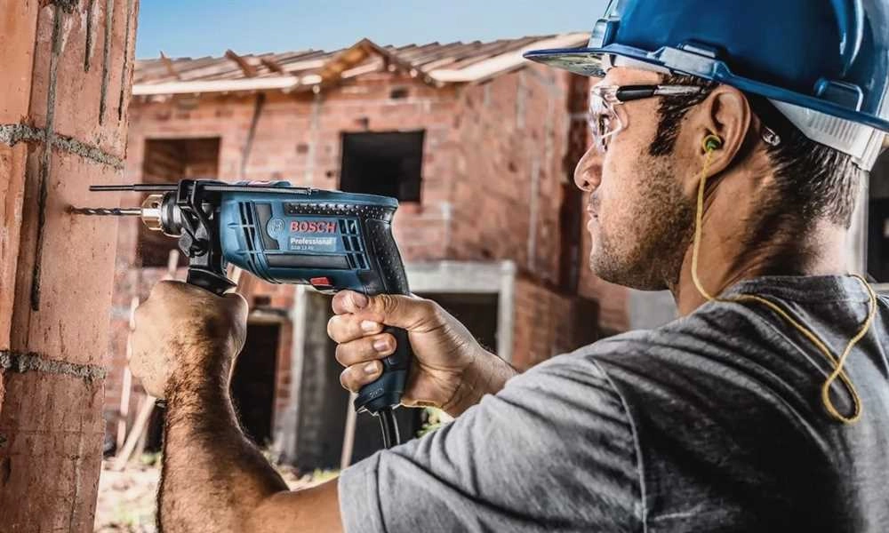 Furadeira De Impacto 1/2" (13mm) 650W GSB13RE Heavy Duty Bosch 