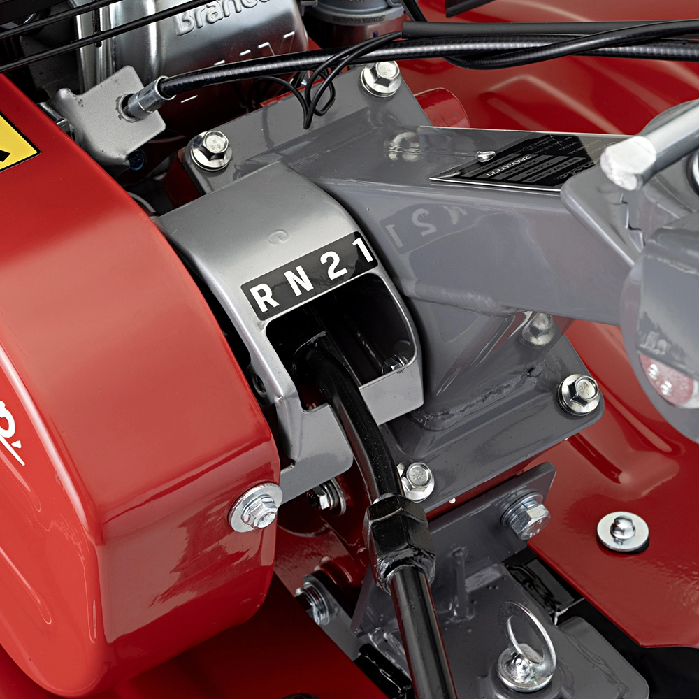 Motocultivador Tratorito A Gasolina 7,0Hp 2 Marchas BTTG7.0 Branco Motocultivador Tratorito A Gasolina 7,0Hp 2 Marchas BTTG7.0 Branco