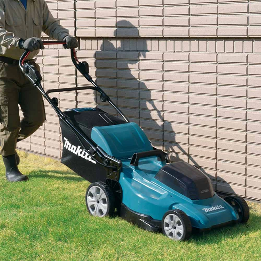 Cortador Grama Sem Bateria 36V (18 + 18V) 48CM DLM480Z Makita