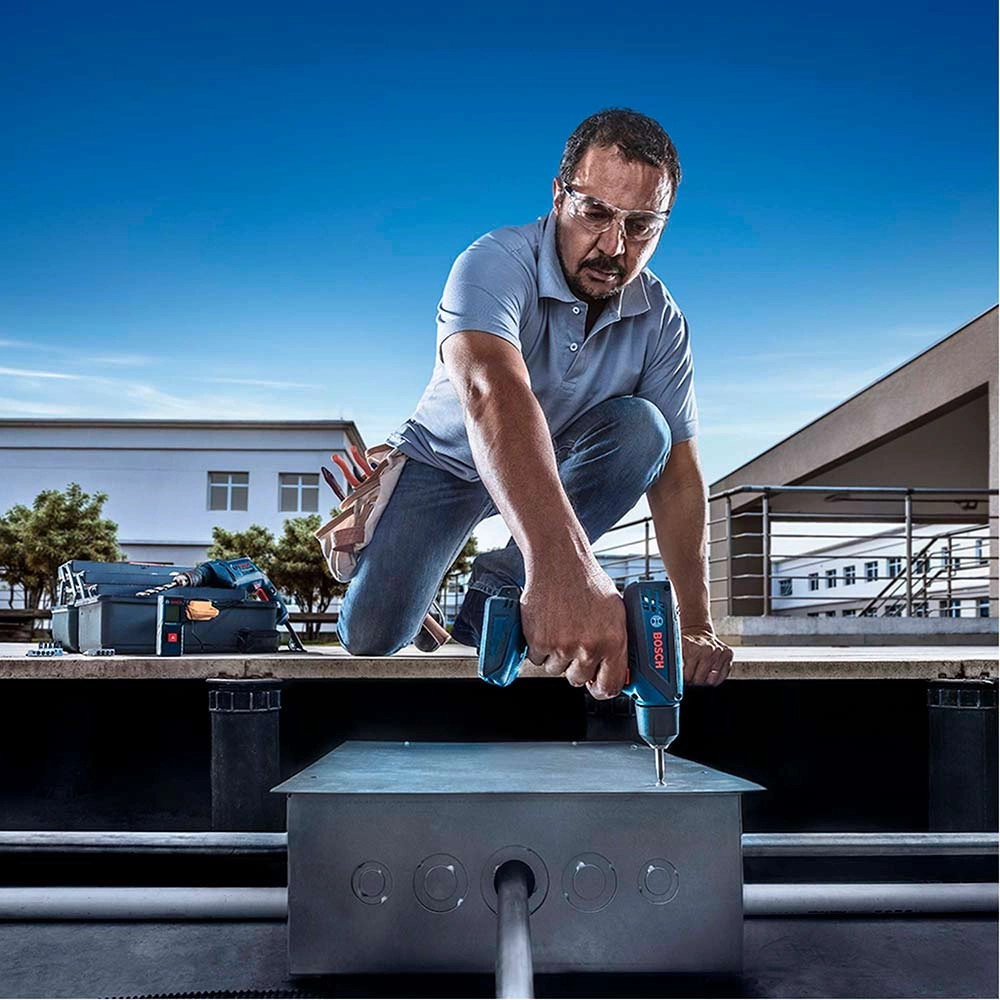 Parafusadeira e Furadeira a bateria GSR1000 Smart 12V Bosch Parafusadeira e Furadeira a bateria GSR1000 Smart 12V Bosch