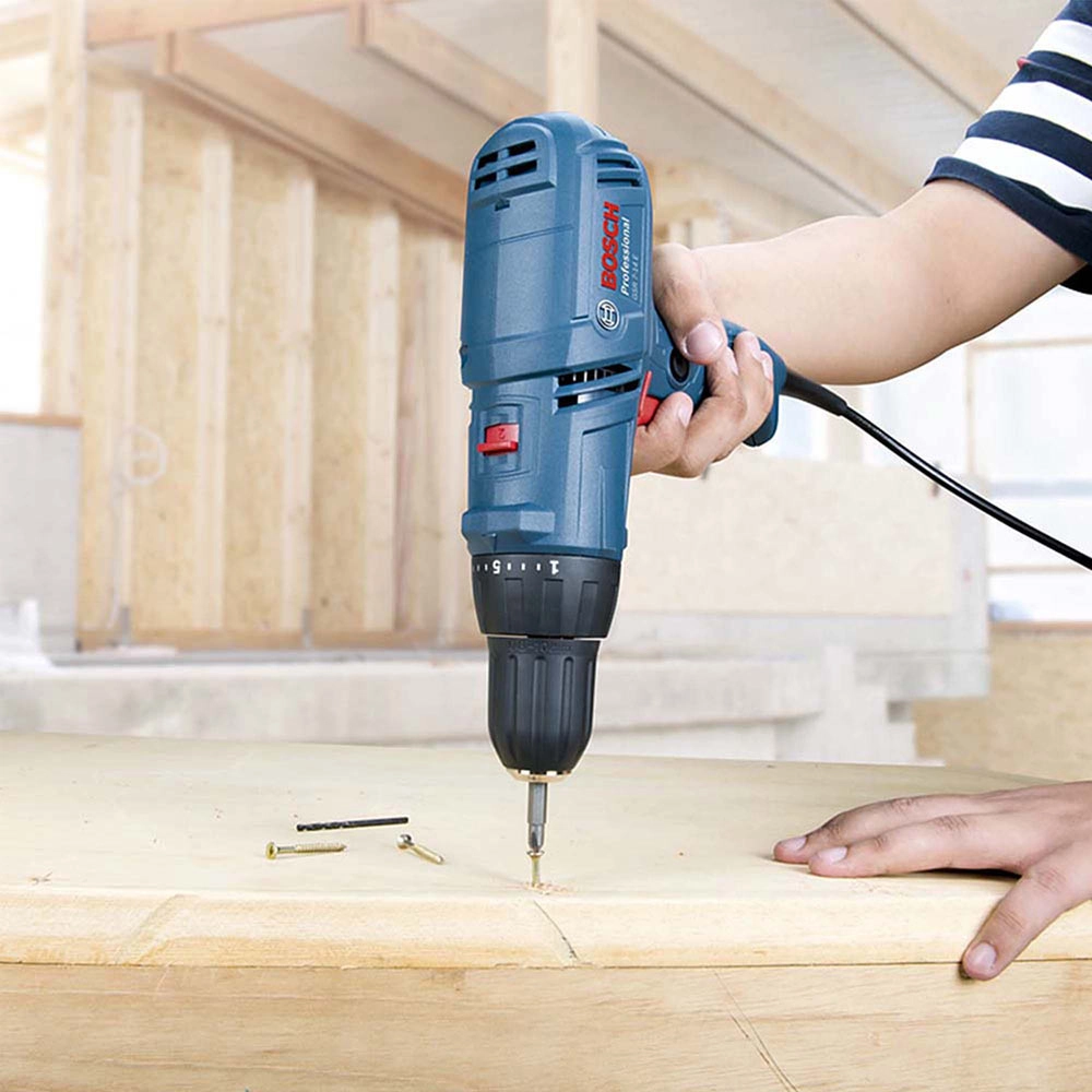Parafusadeira Furadeira 400W Bolsa GSR714 Bosch Ferramentas